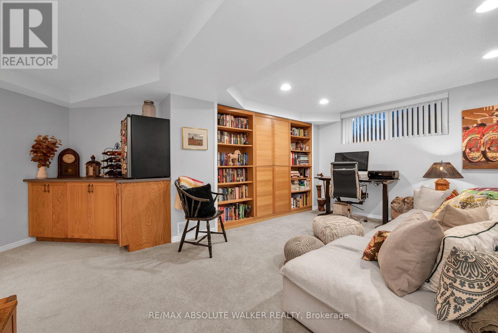 1919 Heatherwood Drive — photo 27