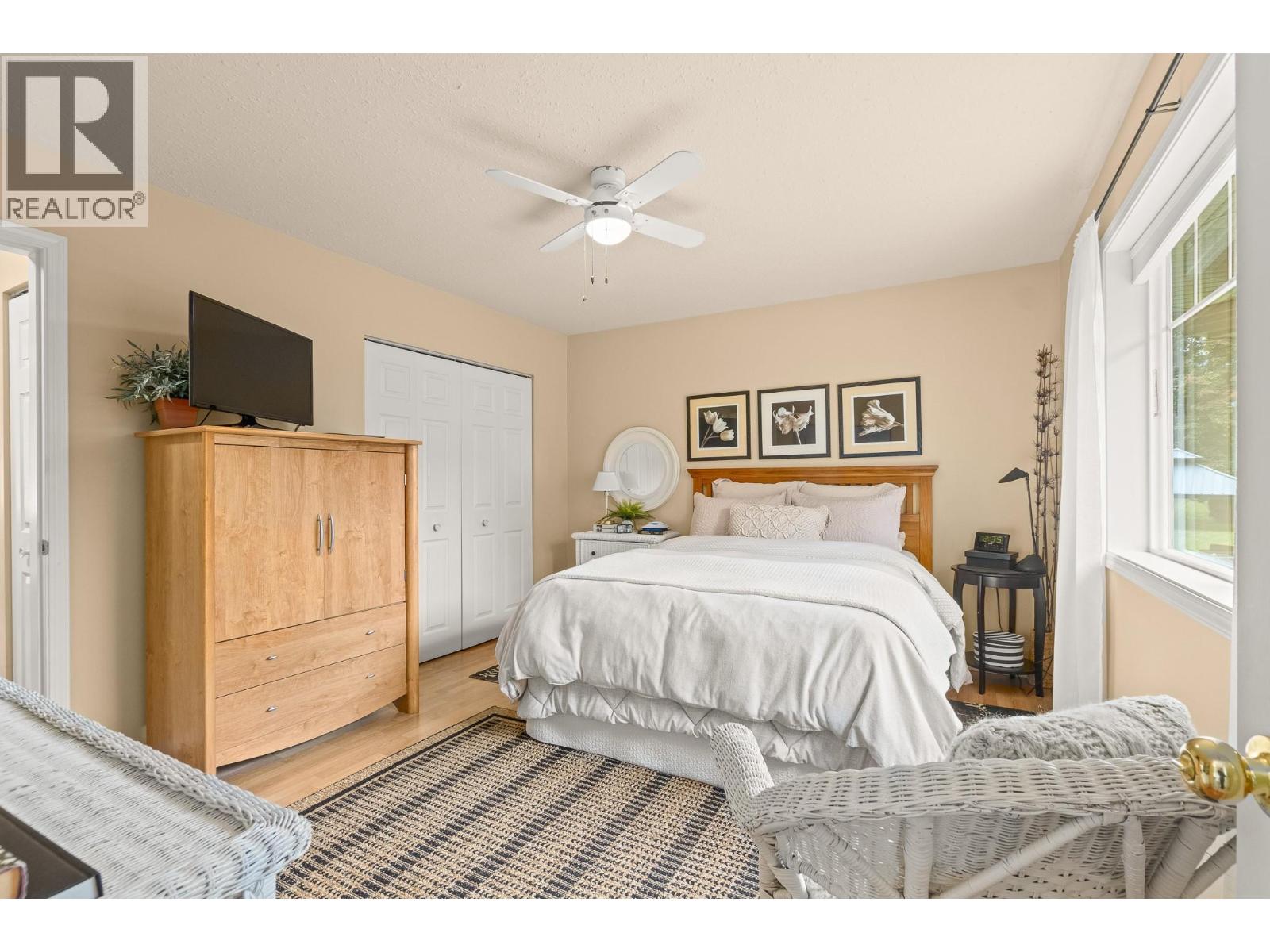  7200 54 Street Northeast, Salmon Arm