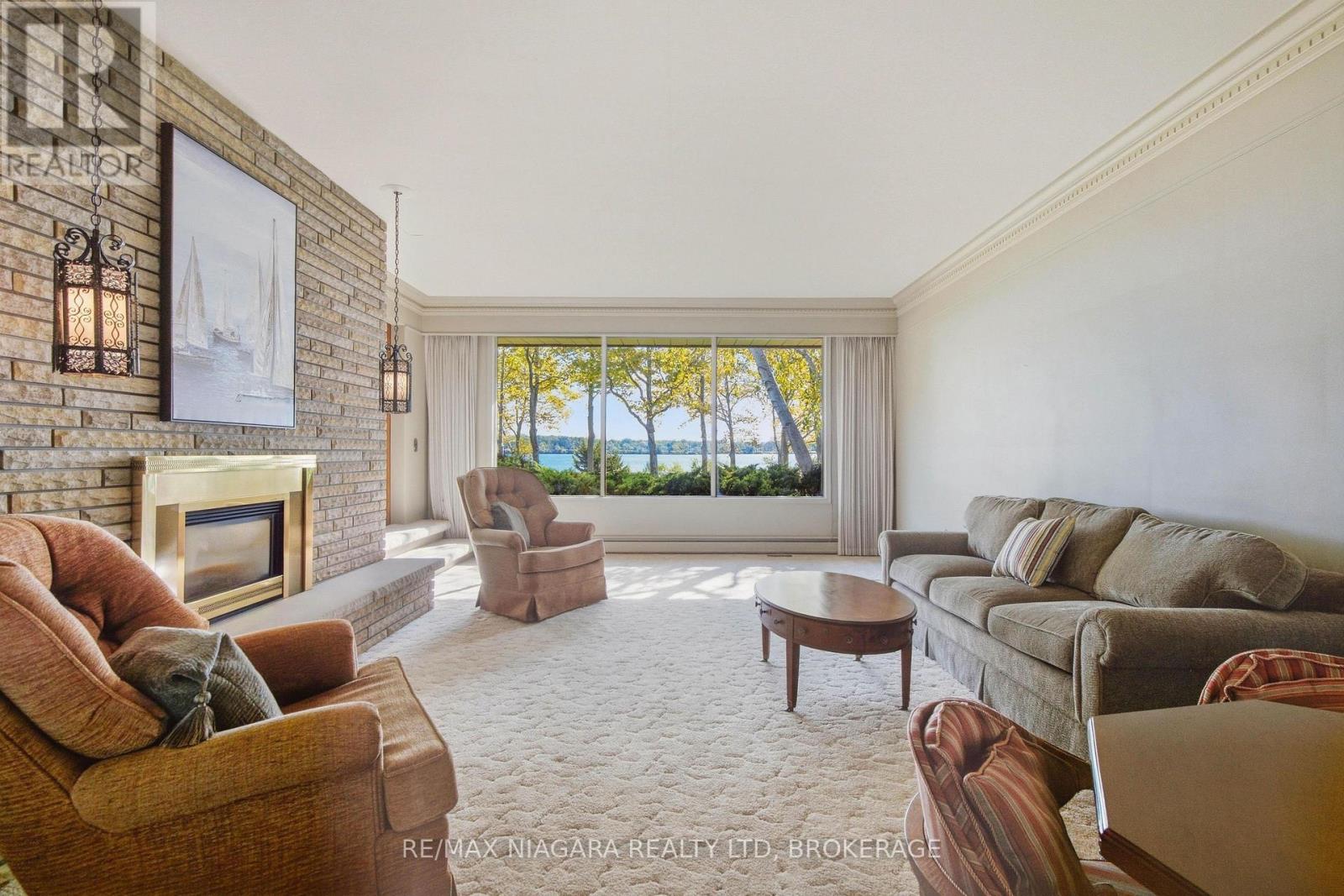9985 NIAGARA RIVER PARKWAY - 21