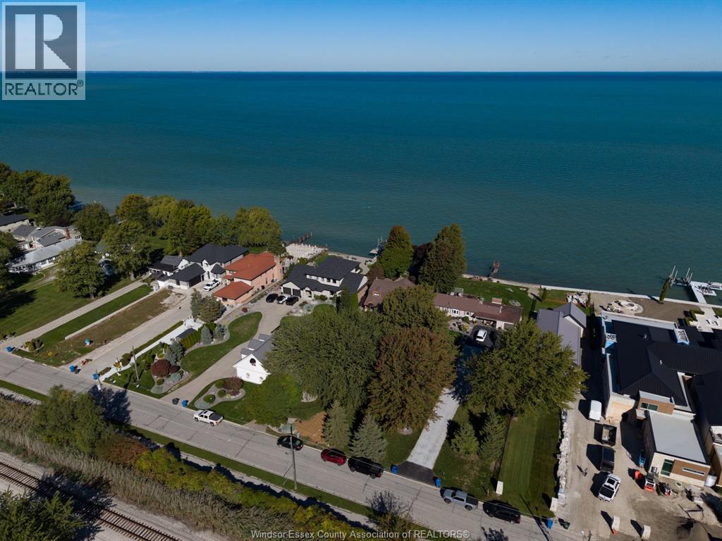 189 LAKEVIEW DRIVE - 2