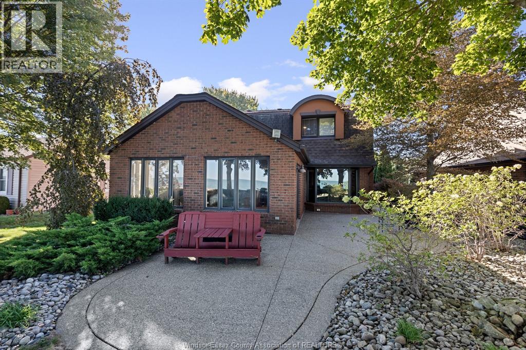 189 LAKEVIEW DRIVE - 44