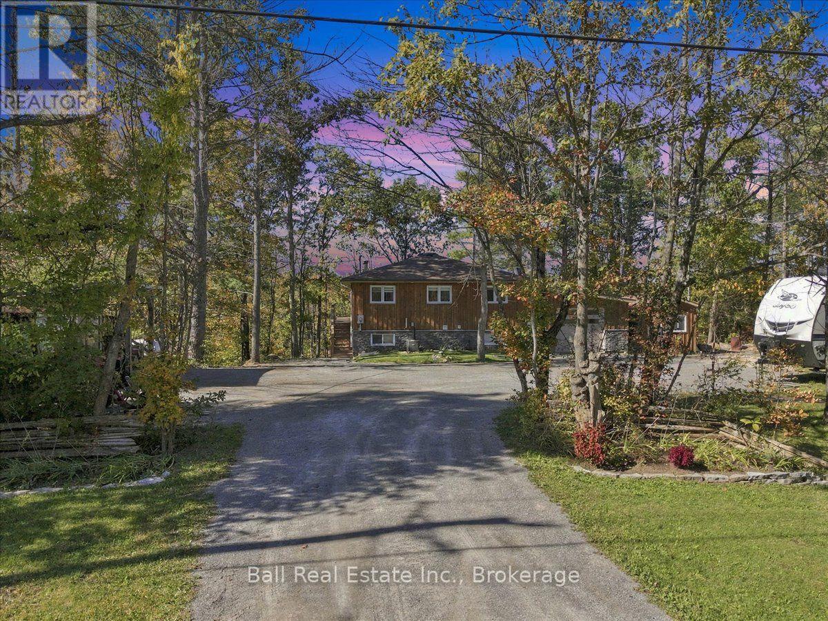 202 Edwina Drive, Trent Lakes, ON photo 2