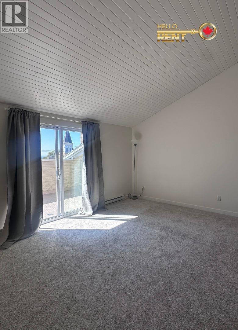 620 MAHON AVENUE, North Vancouver - Image 1