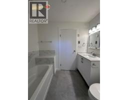 620 Mahon Avenue, North Vancouver, BC V7M2R9 Photo 20