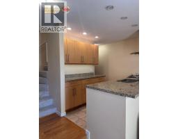 620 Mahon Avenue, North Vancouver, BC V7M2R9 Photo 9