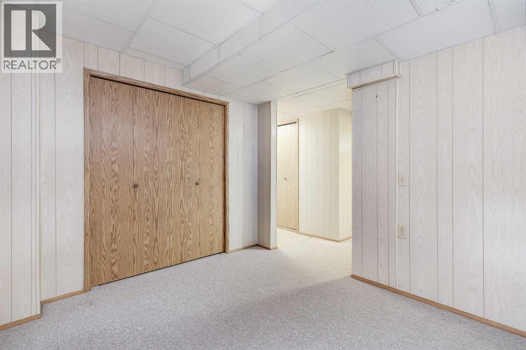 39 Woodside Close NW - 25