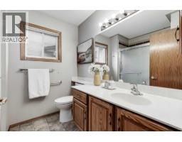 39 Woodside Close Nw, Airdrie, AB T4B2C8 Photo 16