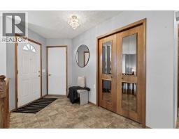 39 Woodside Close NW - photo 4