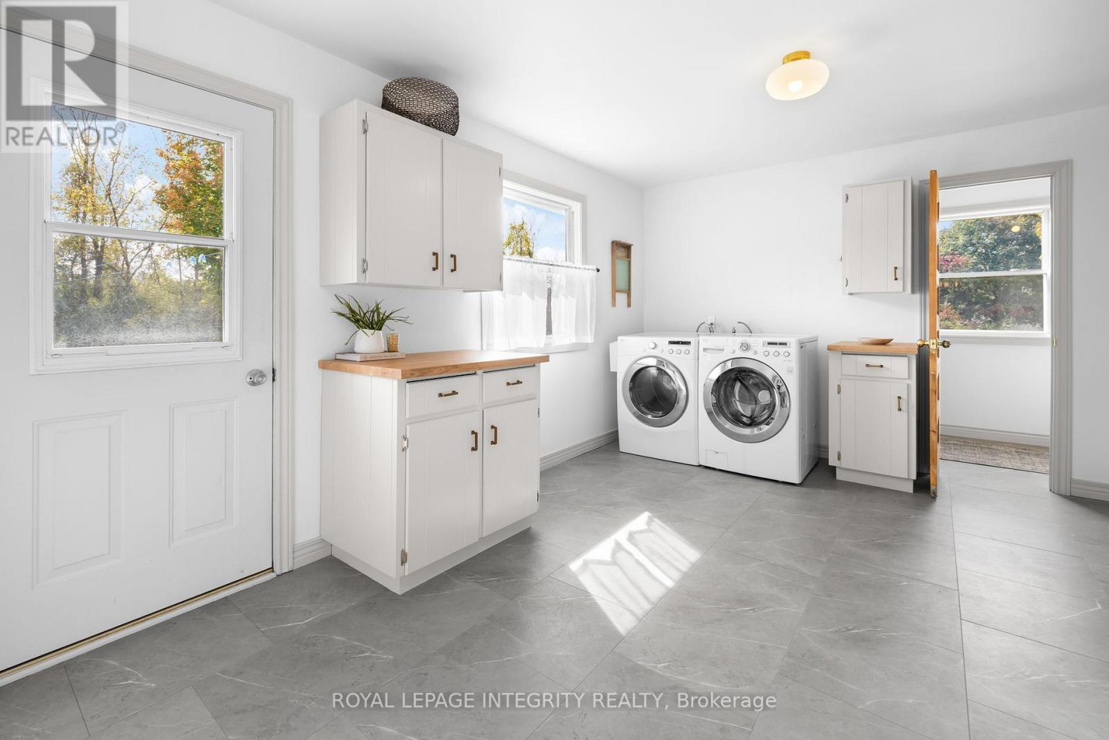57 STRICKLAND ROAD - 35