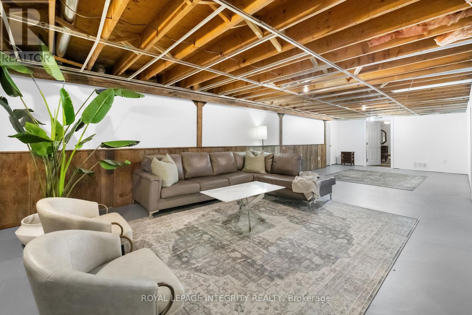 57 STRICKLAND ROAD - Image 37