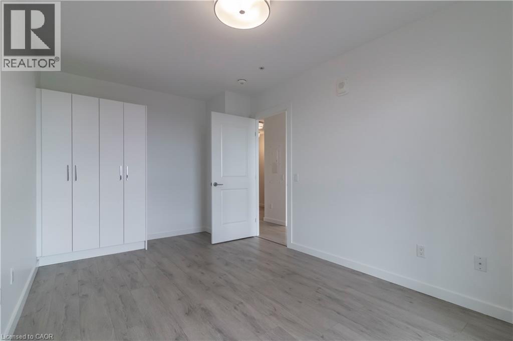 181 King Street South — photo 19