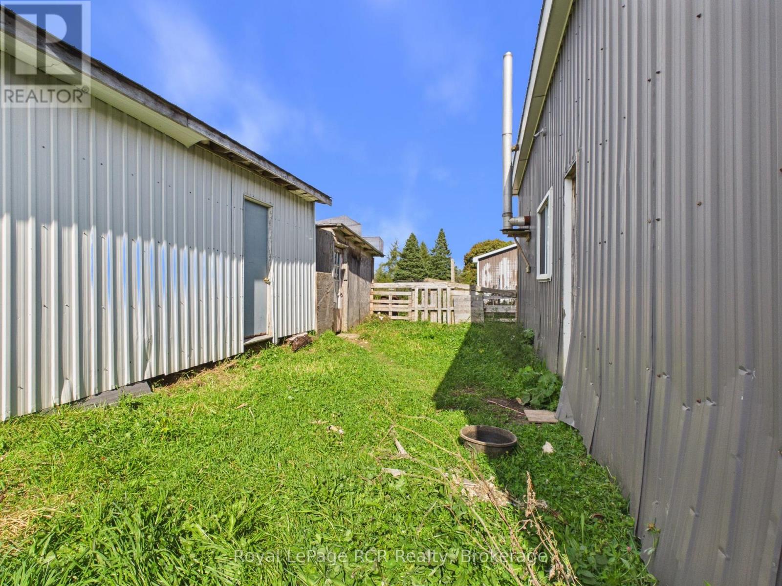 320047 170 ROAD - 27