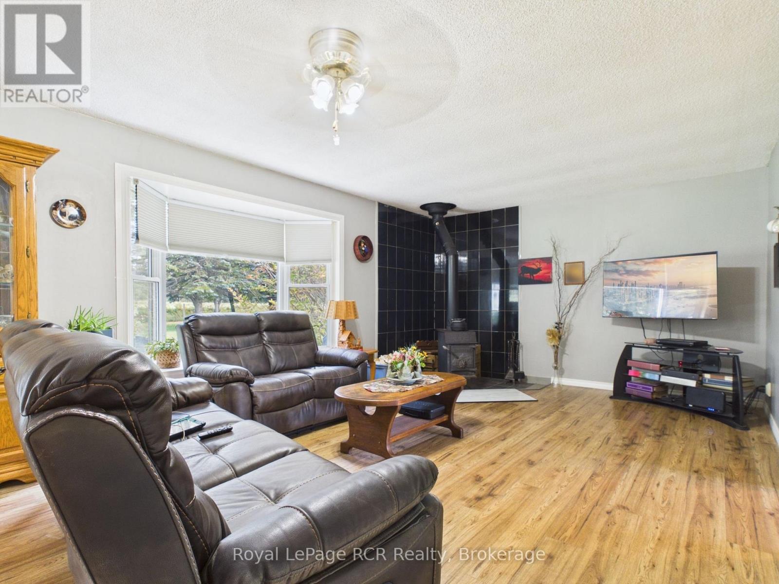 320047 170 ROAD - Image 8