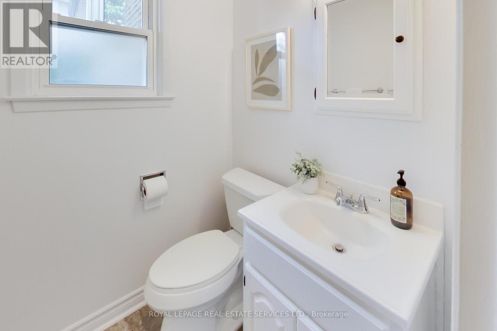 151 Cliffwood Road, Toronto, ON photo 19