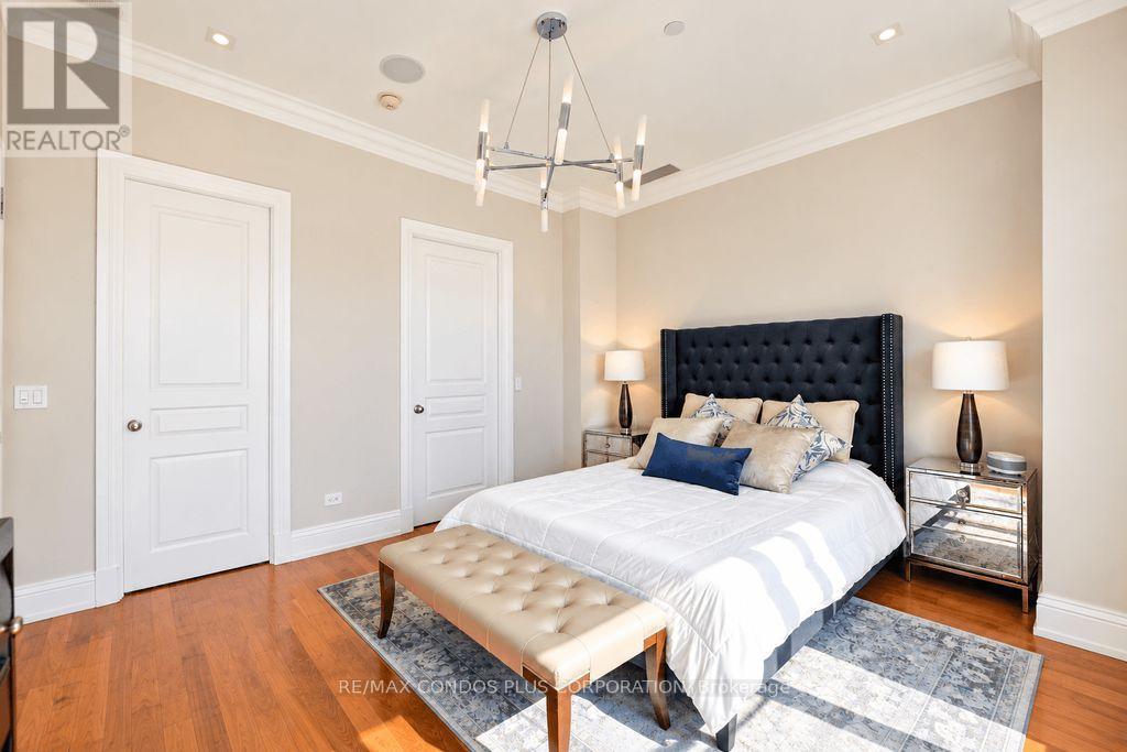 2705- 183 Wellington Street West, Toronto, ON photo 18