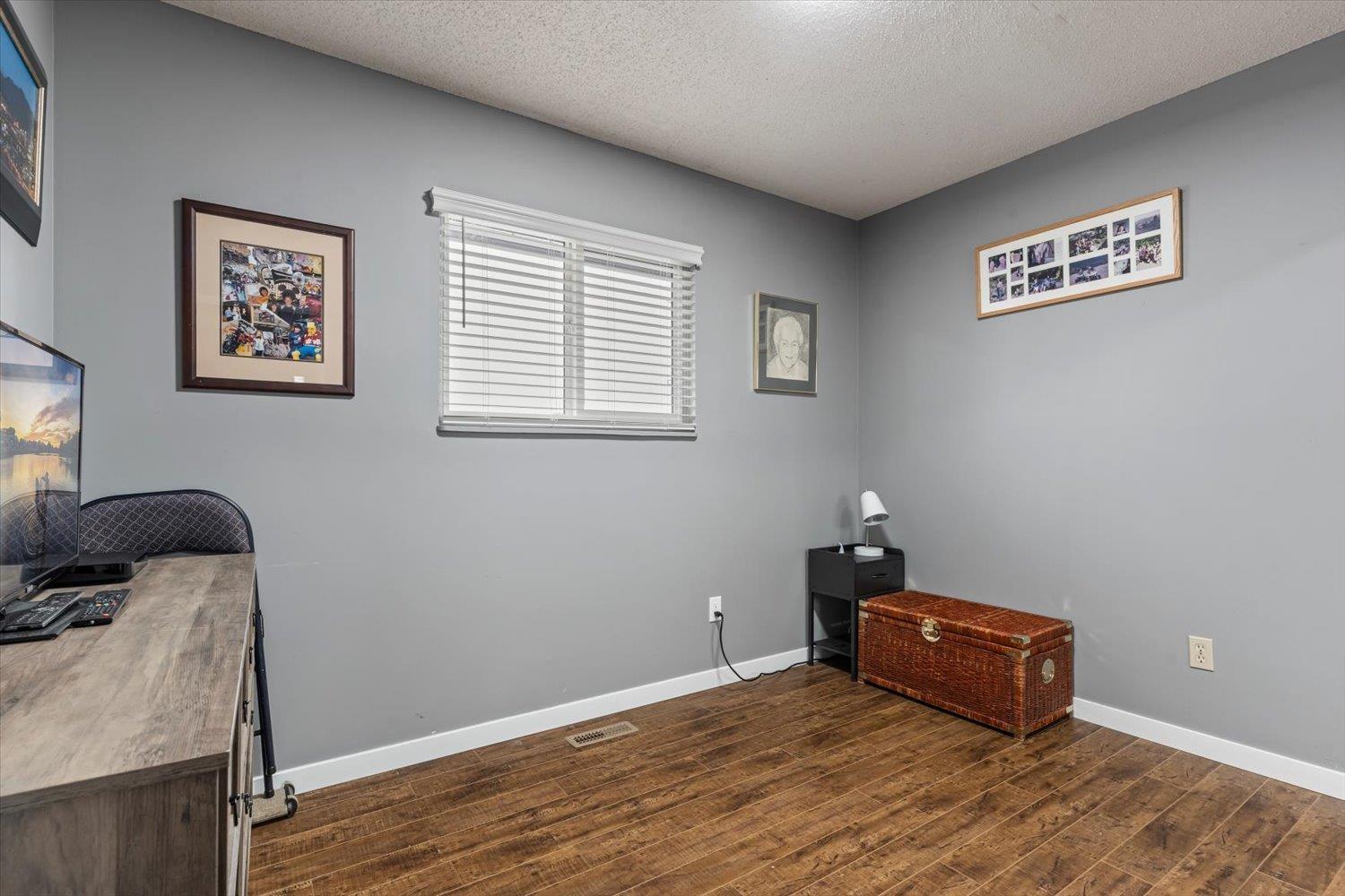 Photo of 1833 BEAMAN DRIVE, Agassiz 35