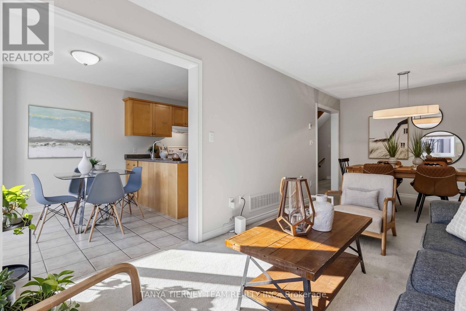 28 CASTLE GREEN DRIVE - 10