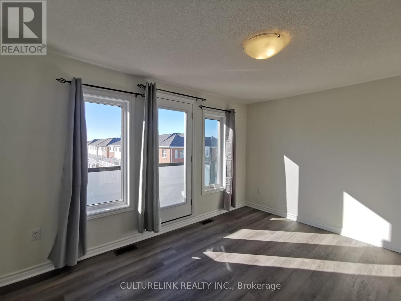 302- 1034 Reflection Place, Pickering, ON photo 24