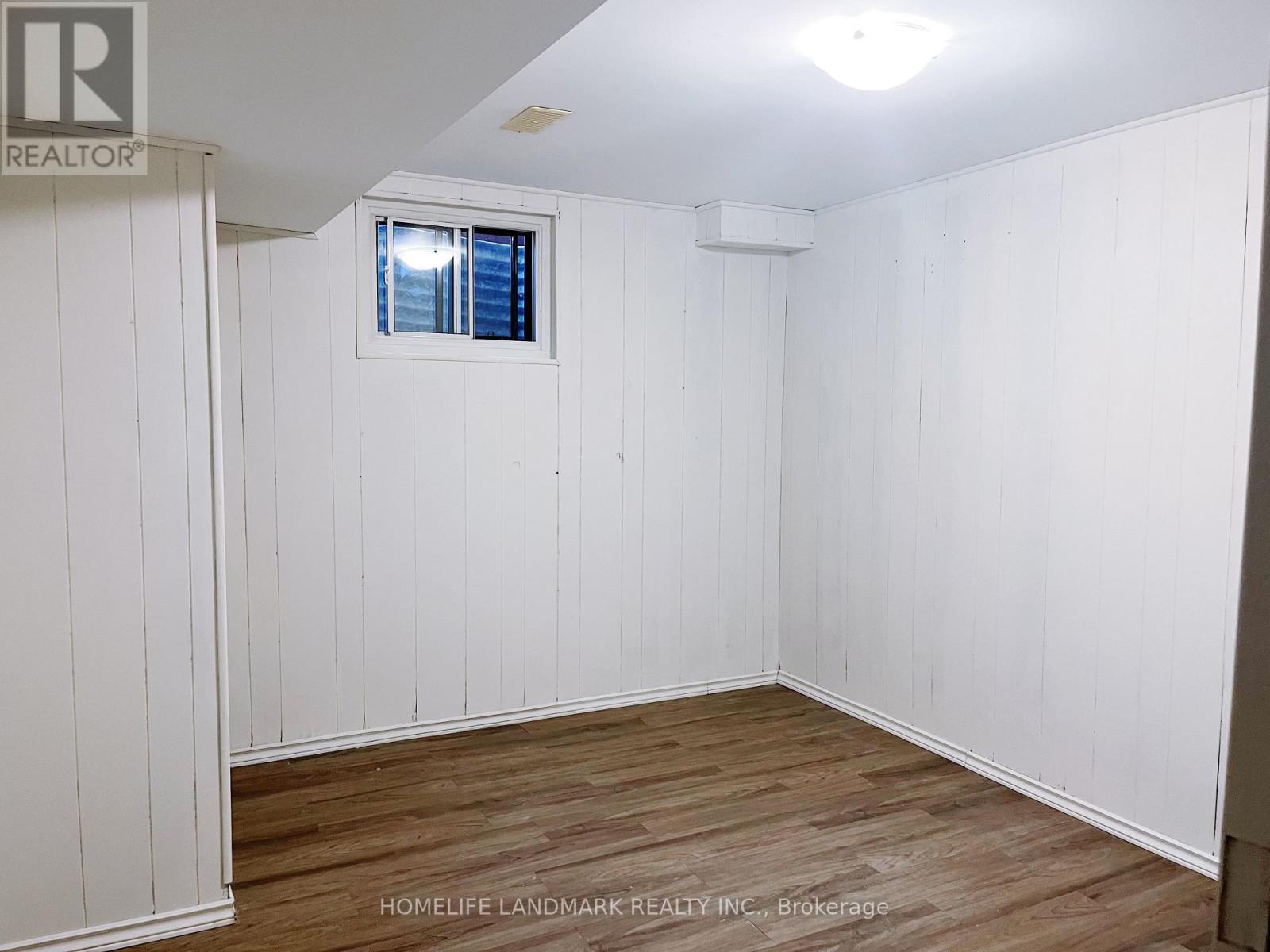 6 Snowhill Crescent, Toronto, ON photo 20