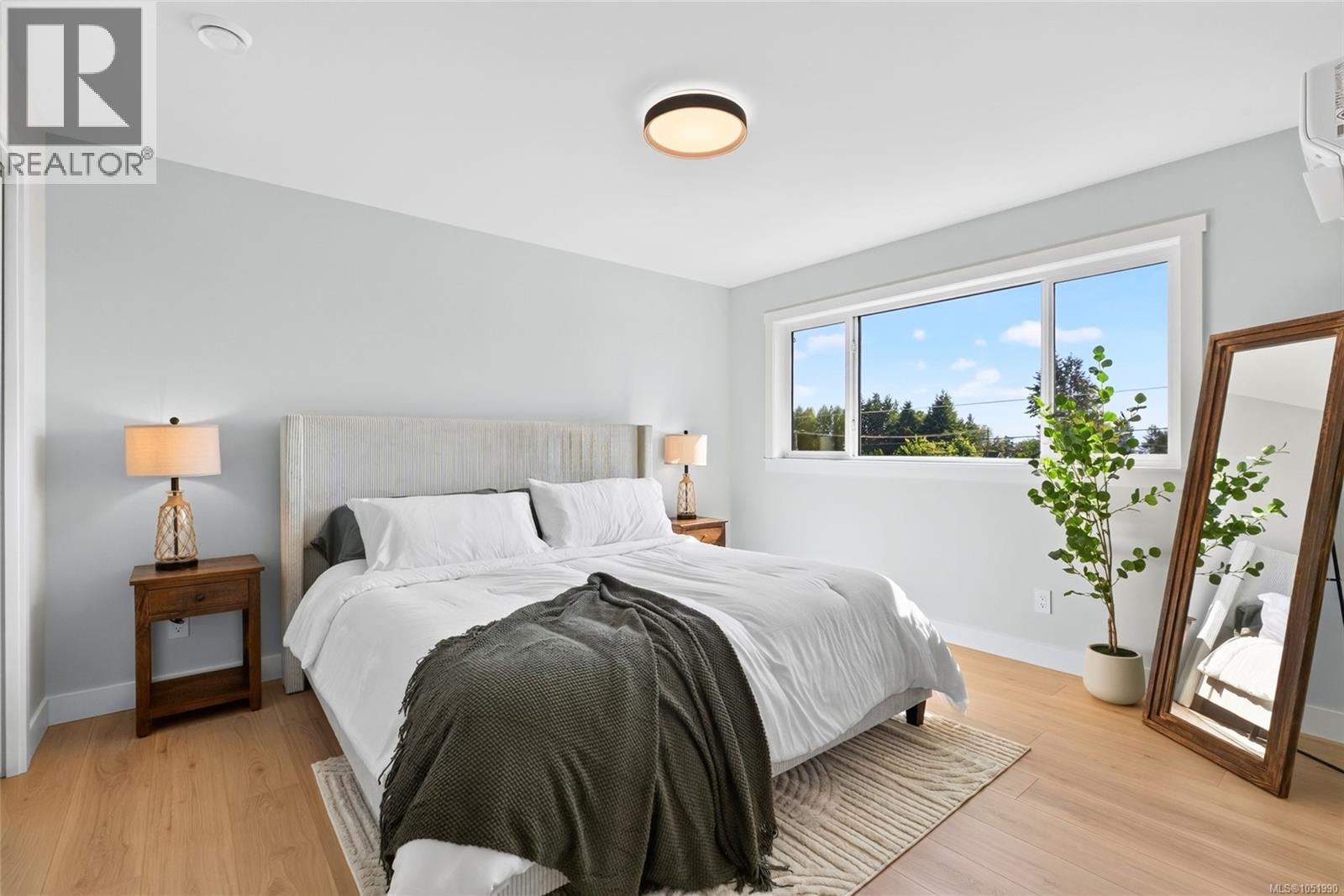 2022A Galerno Rd, Campbell River