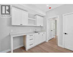 2022a Galerno Rd, Campbell River, BC V9W0A2 Photo 47