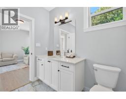 2022a Galerno Rd, Campbell River, BC V9W0A2 Photo 50