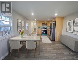 9 Carolyn Drive thumbnail 5