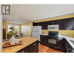 30 Scott Street thumbnail 15