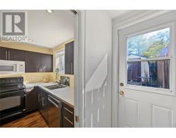 30 Scott Street thumbnail 17