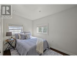 30 Scott Street thumbnail 23