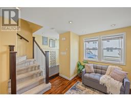 30 Scott Street thumbnail 4