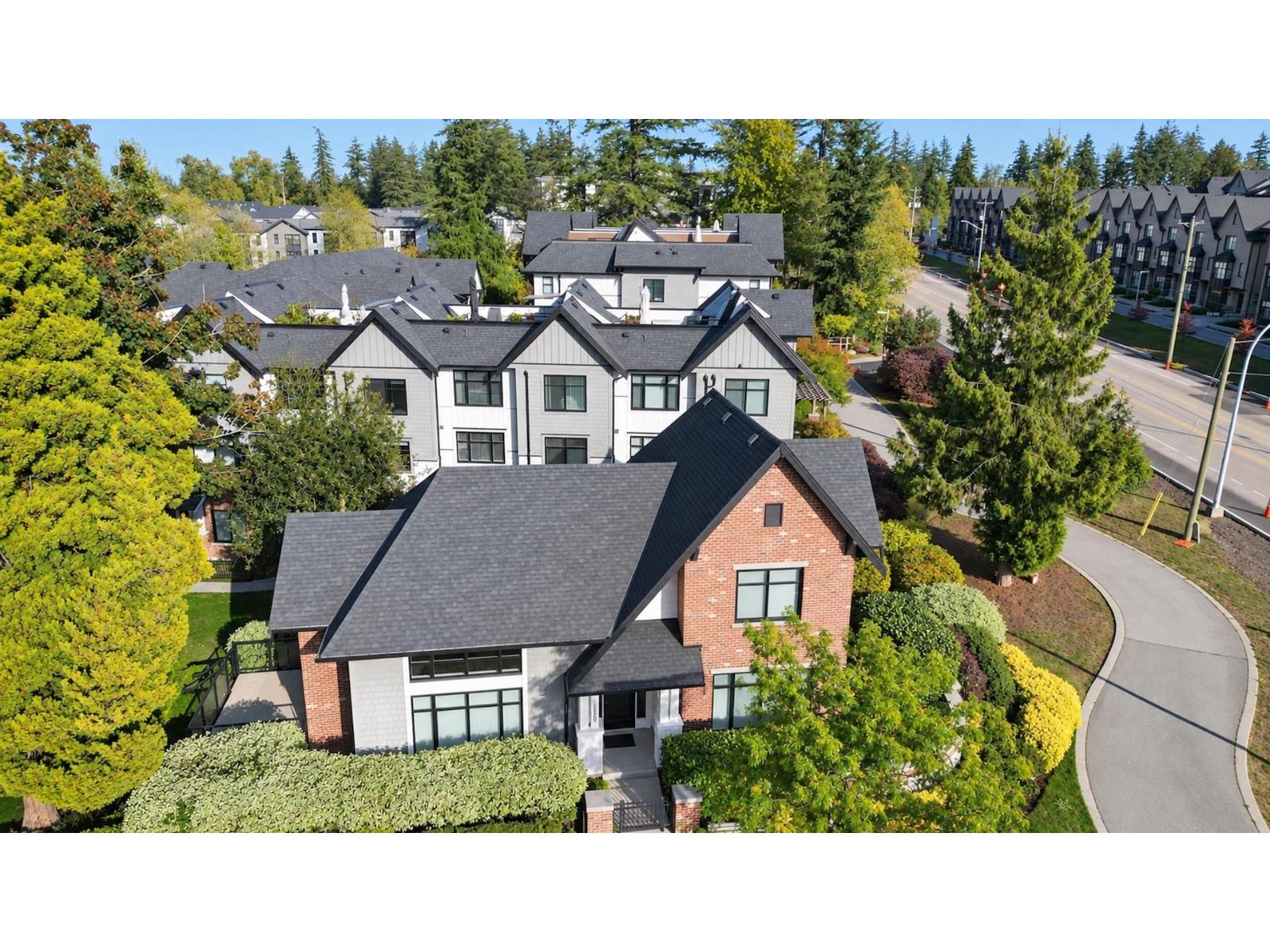 Photo of 203 16528 24A AVENUE 32