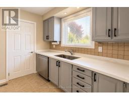 #main - 140 Woodpark Place, Newmarket, ON L3Y3P6 Photo 10
