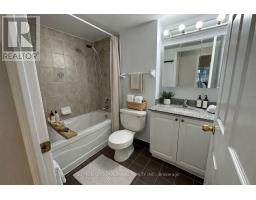 911 - 185 Oneida Crescent, Richmond Hill, ON L4B0B1 Photo 11