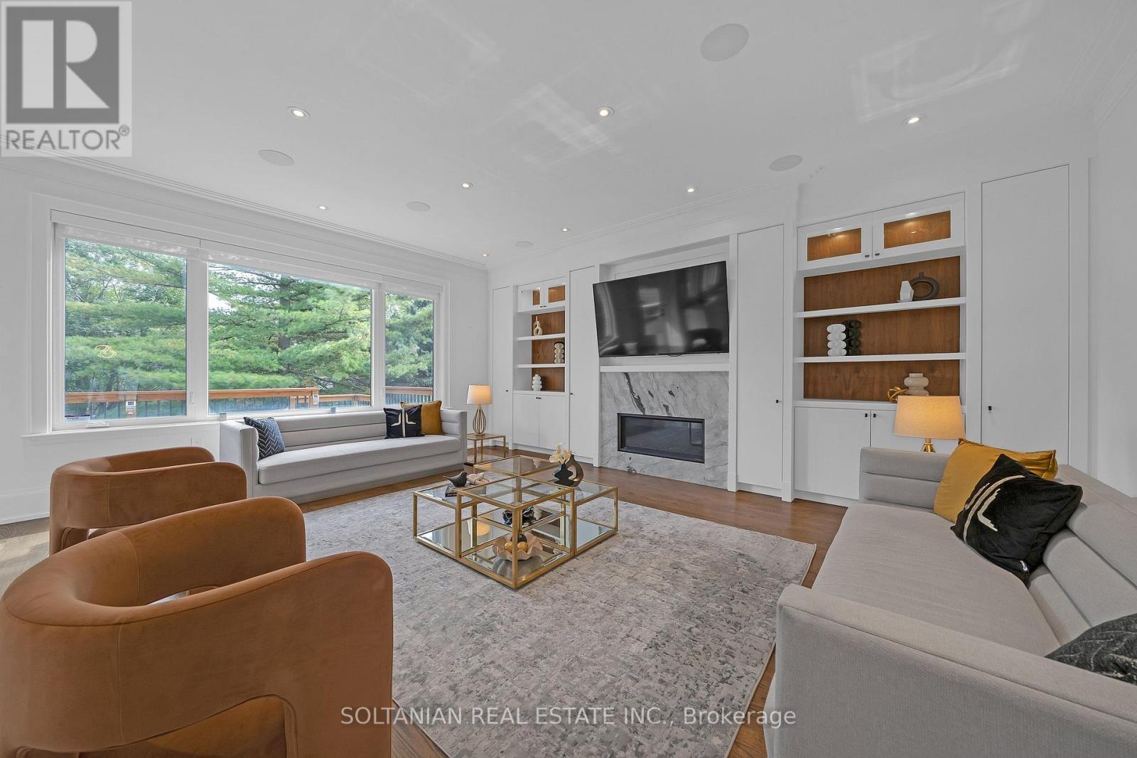 15 Calvin Avenue, Toronto, ON photo 19