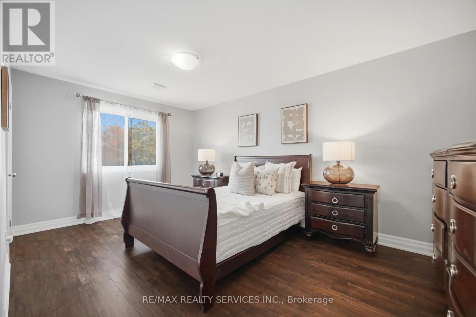 607 Woodward Avenue, Milton, ON photo 19