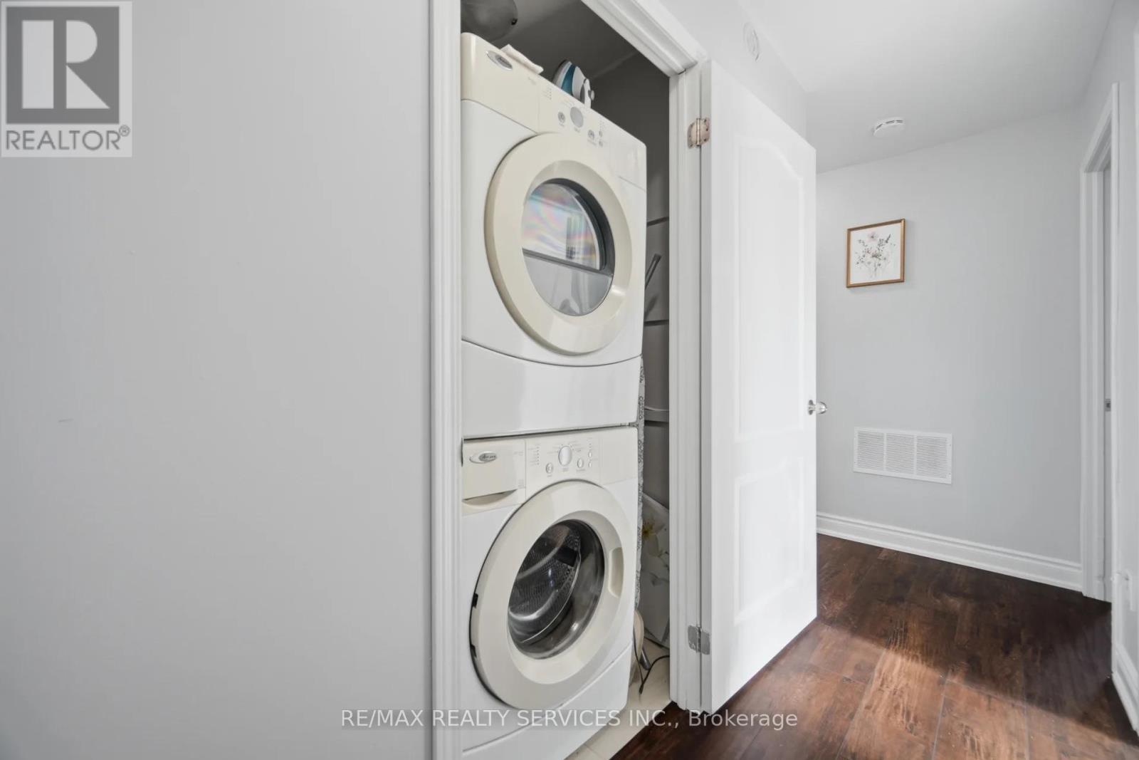 607 Woodward Avenue, Milton, ON photo 32