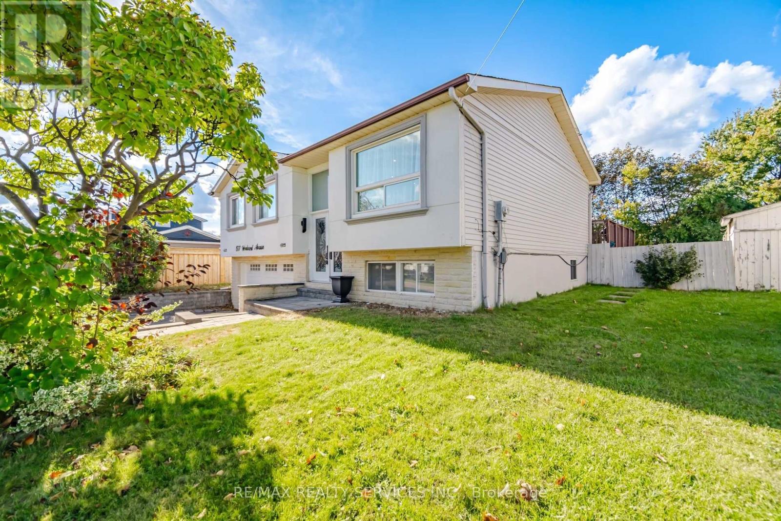 607 Woodward Avenue, Milton, ON photo 4