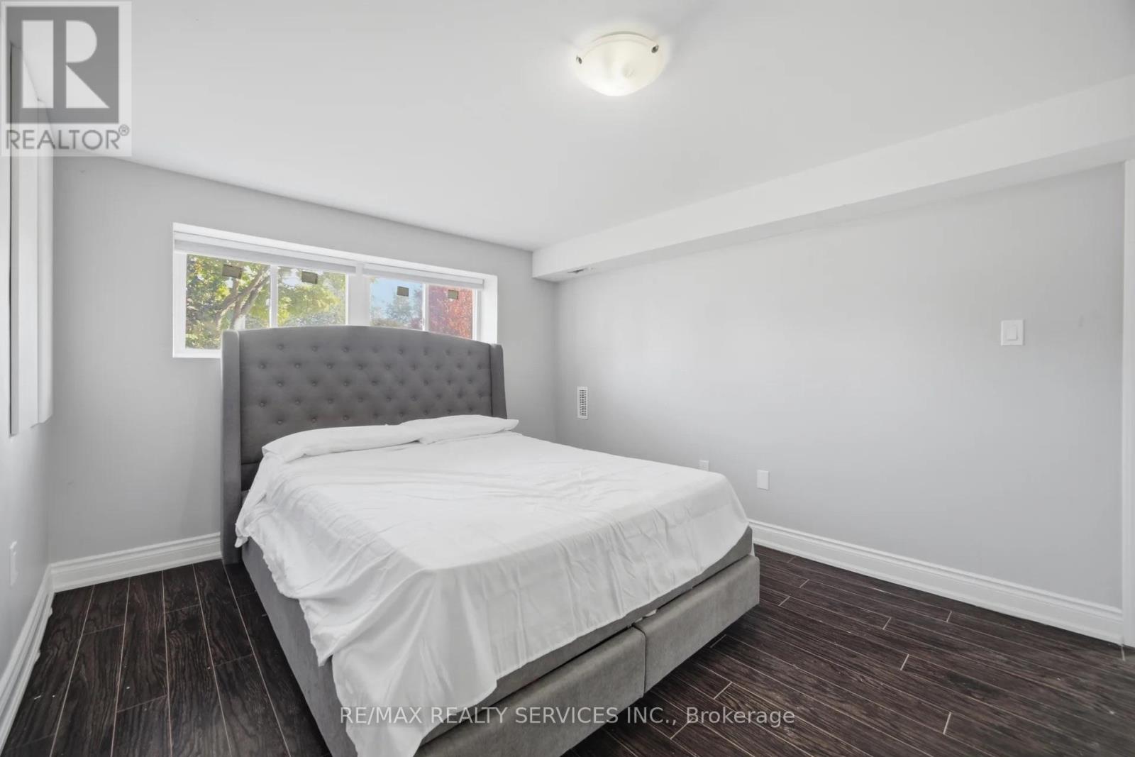 607 WOODWARD AVENUE - 41