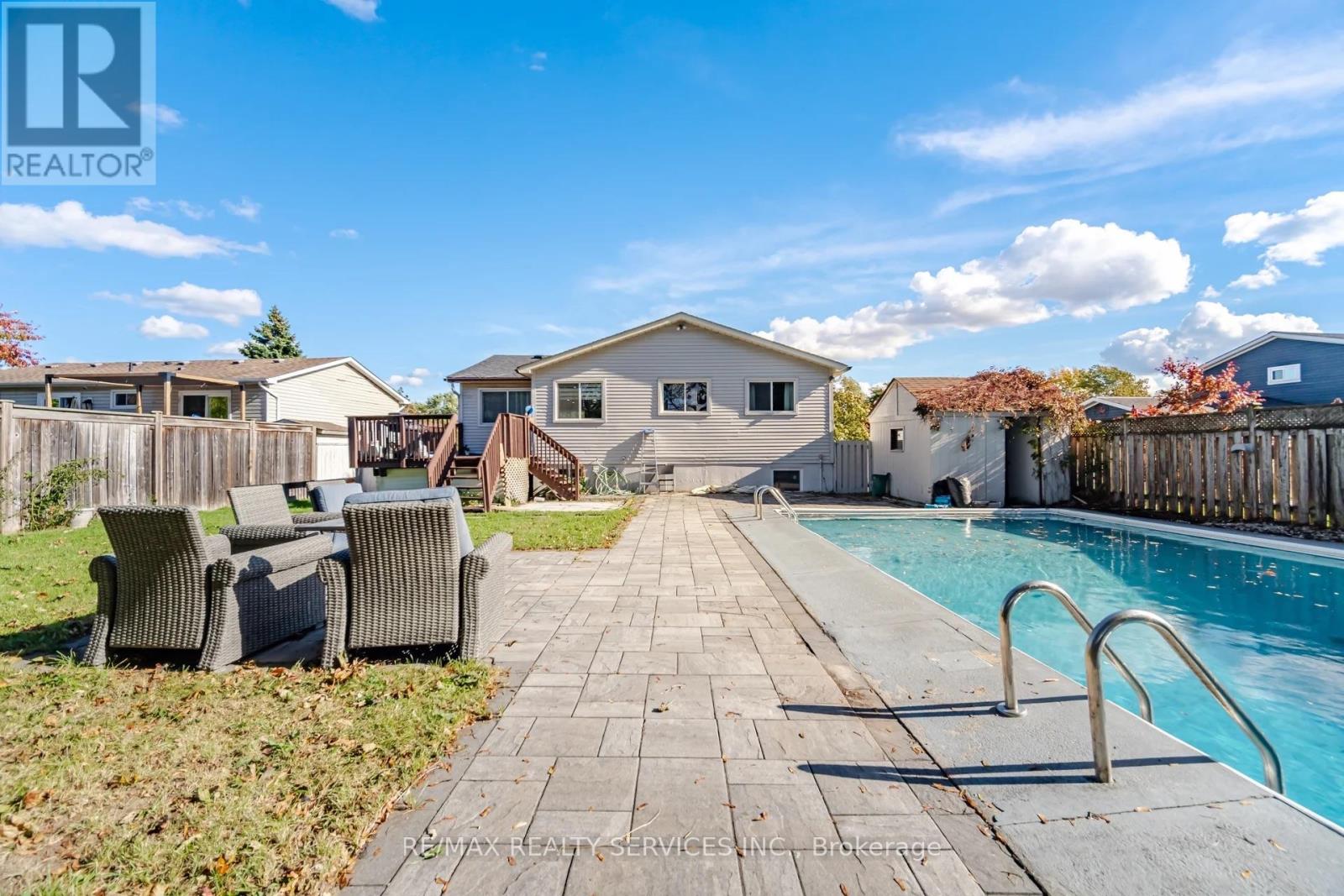 607 Woodward Avenue, Milton, ON photo 50