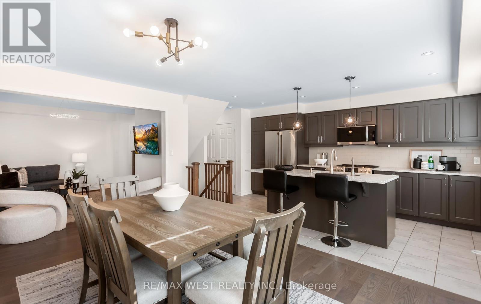 #90 1000 ASLETON BOULEVARD - 25