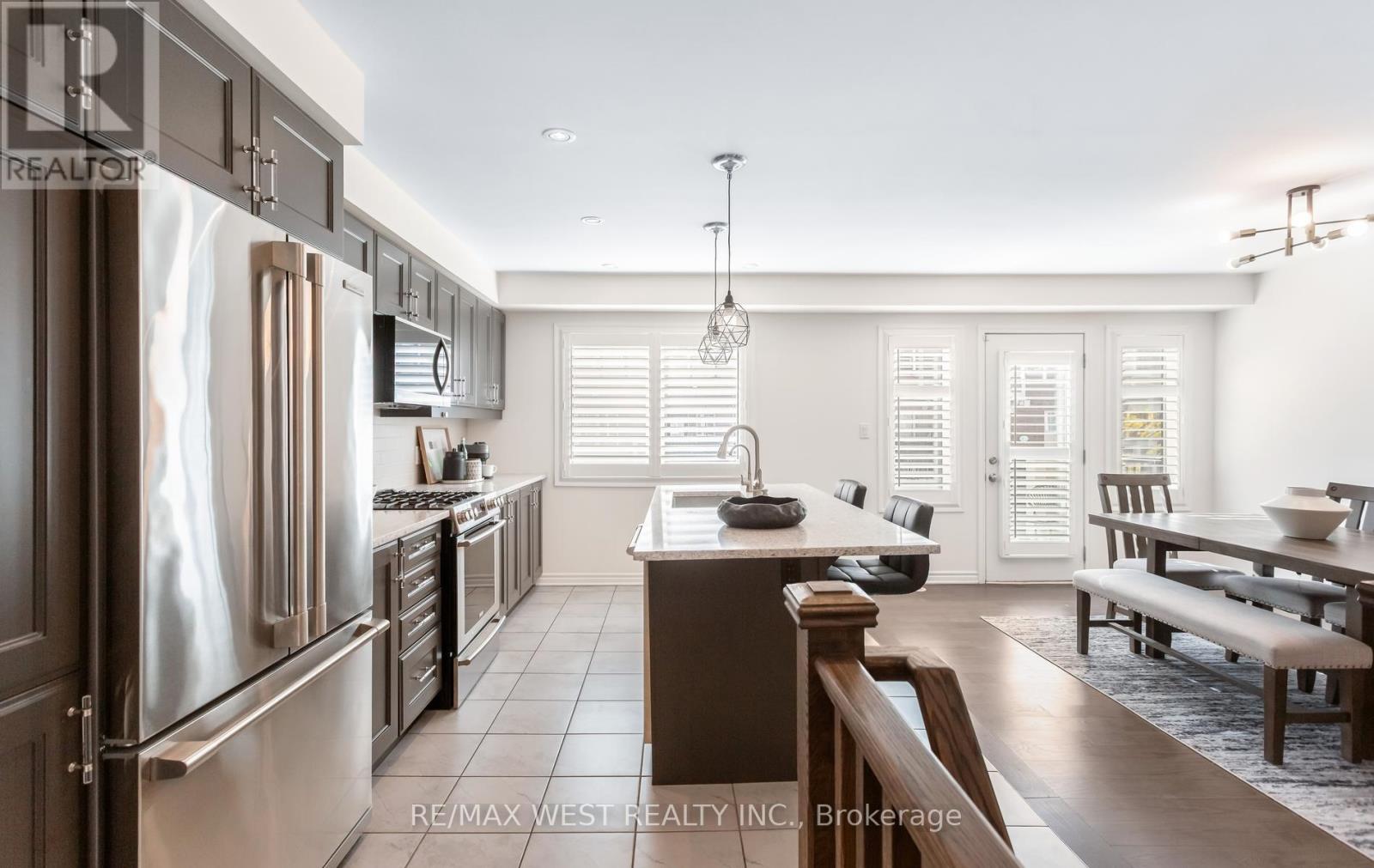 #90 1000 ASLETON BOULEVARD - 31