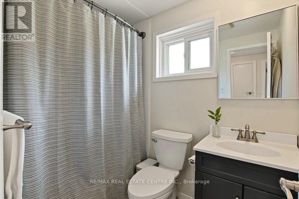 806 Hudson Court, Milton, ON photo 23