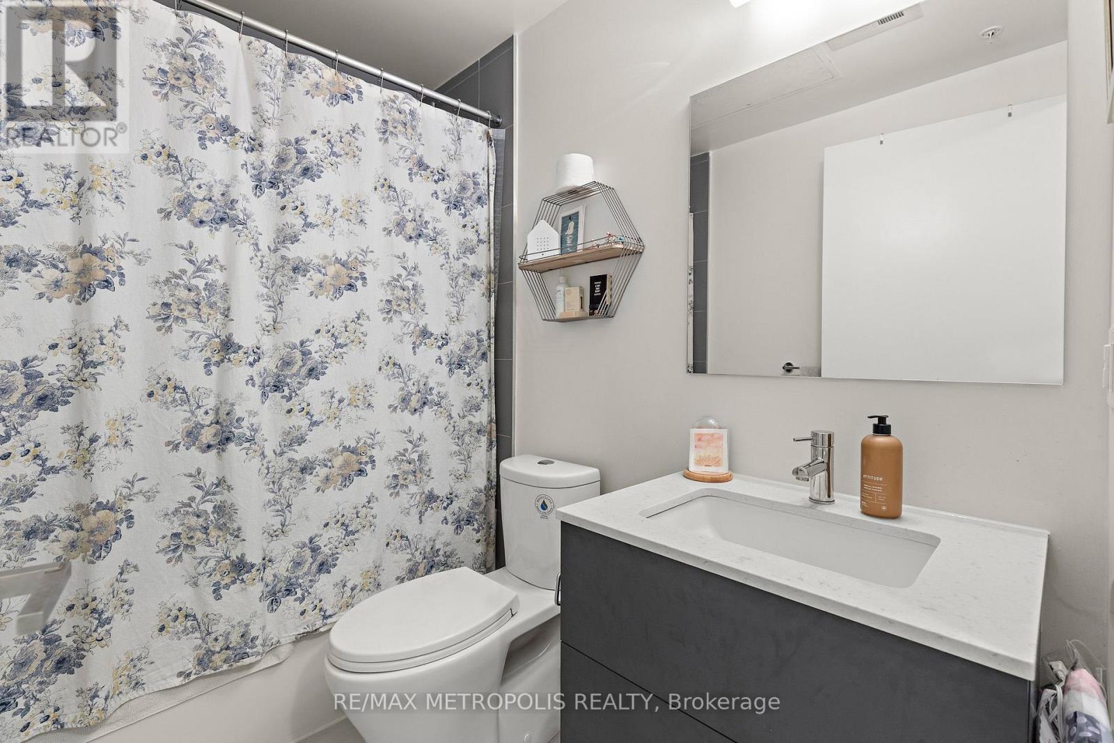 530 Indian Grove — photo 28