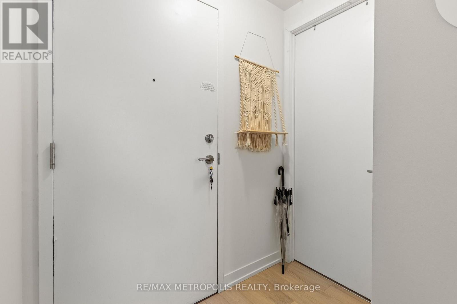 530 Indian Grove — photo 29