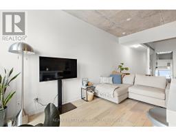 608 - 530 Indian Grove, Toronto, ON M6P2J2 Photo 12