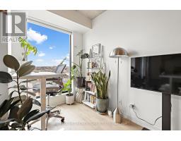 608 - 530 Indian Grove, Toronto, ON M6P2J2 Photo 13