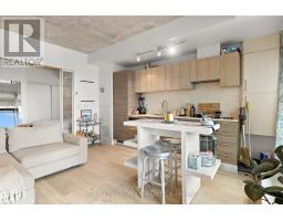 608 - 530 Indian Grove, Toronto, ON M6P2J2 Photo 17