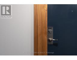 608 - 530 Indian Grove, Toronto, ON M6P2J2 Photo 31