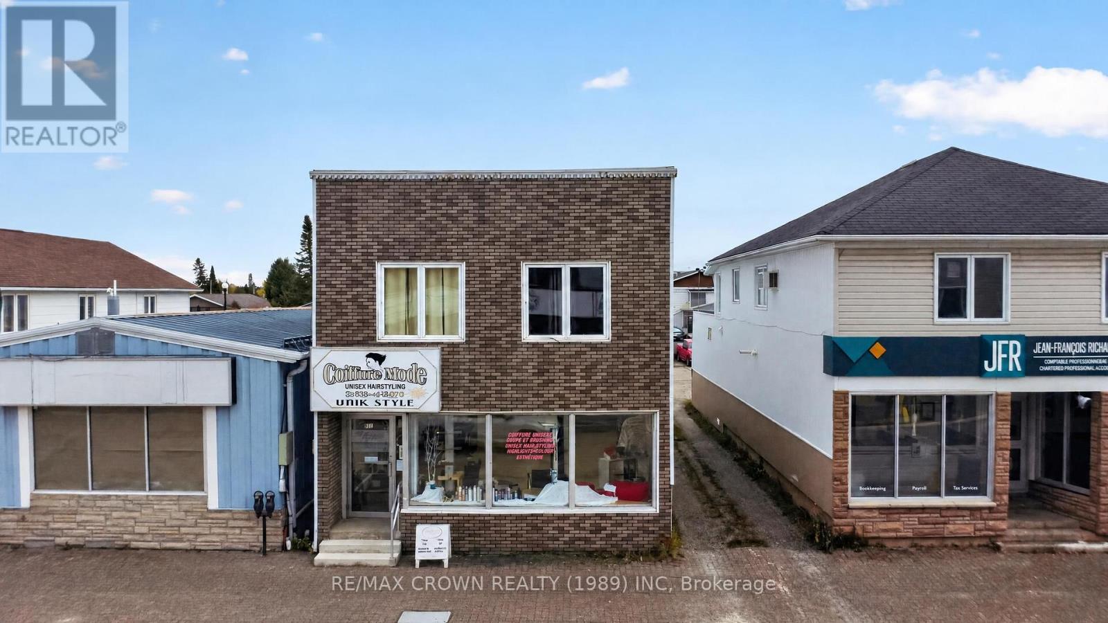 811 George Street — photo 2